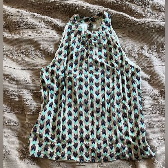 Cropped geometric Pattern Sleeveless Top - Picture 1 of 5